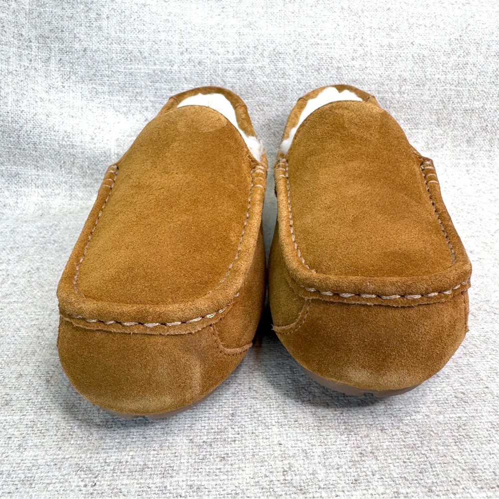 Koolaburra Men's Tan Suede Loafers - Picture 5 of 8